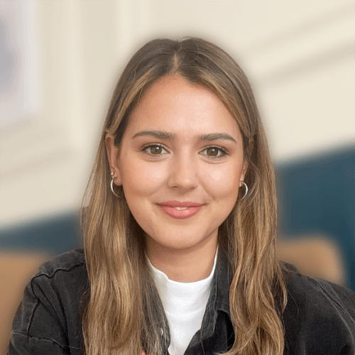 Psikolog Cansu Dülger